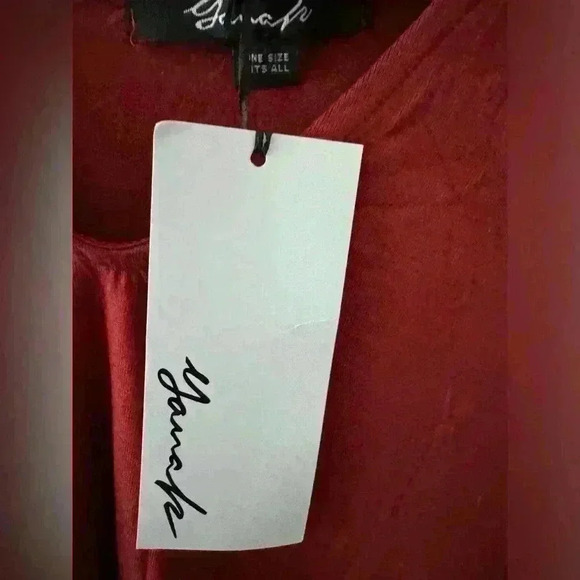 Yanak Double Edged V Neck Poncho Top ~ One Size ~ Rust ~ NWT! - Picture 2 of 5